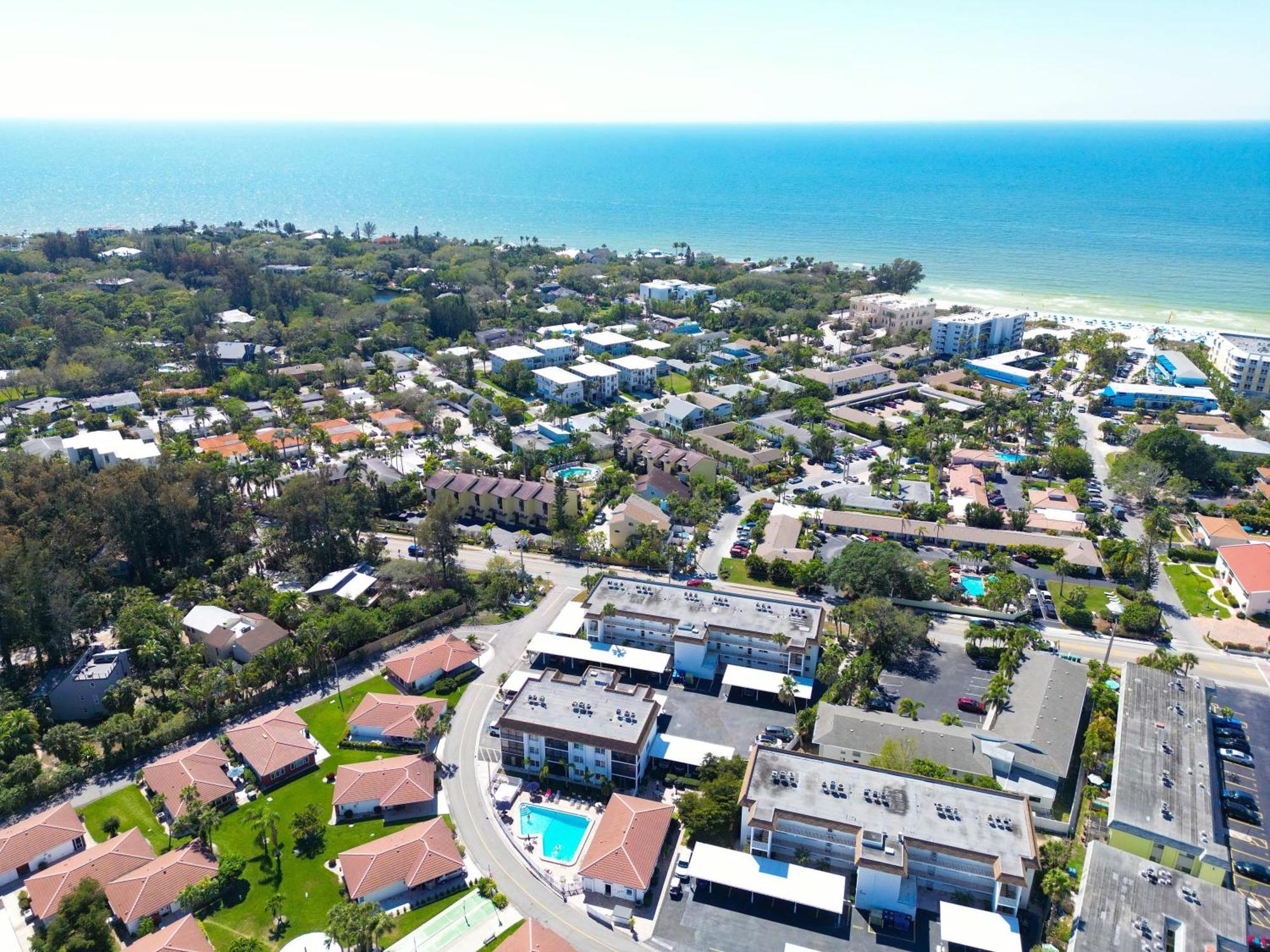 Updated Condo With Pool, Walk To Crescent Beach & Restaurants! 사라소타 외부 사진